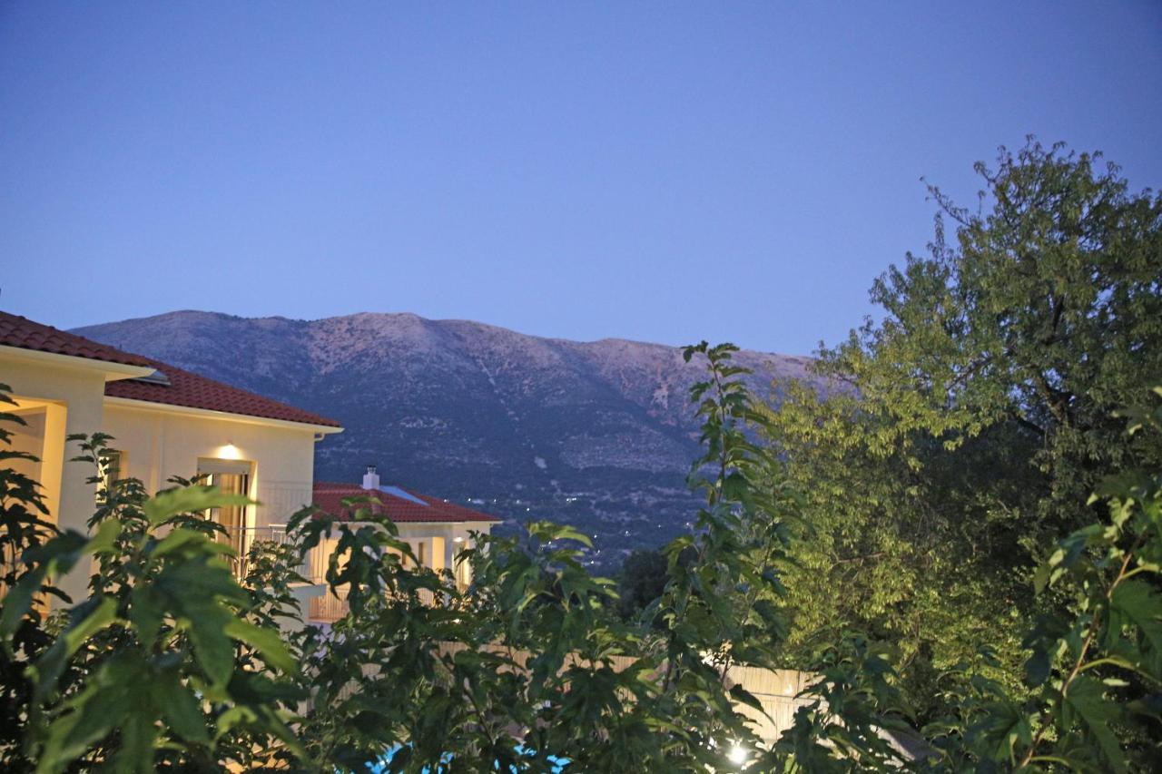 Amarianos Villas Agia Efimia Exterior photo